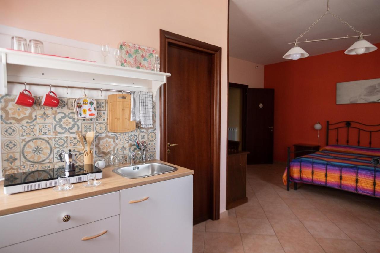 Antico Casale - Camere Con Angolo Cottura Agropoli Exterior photo