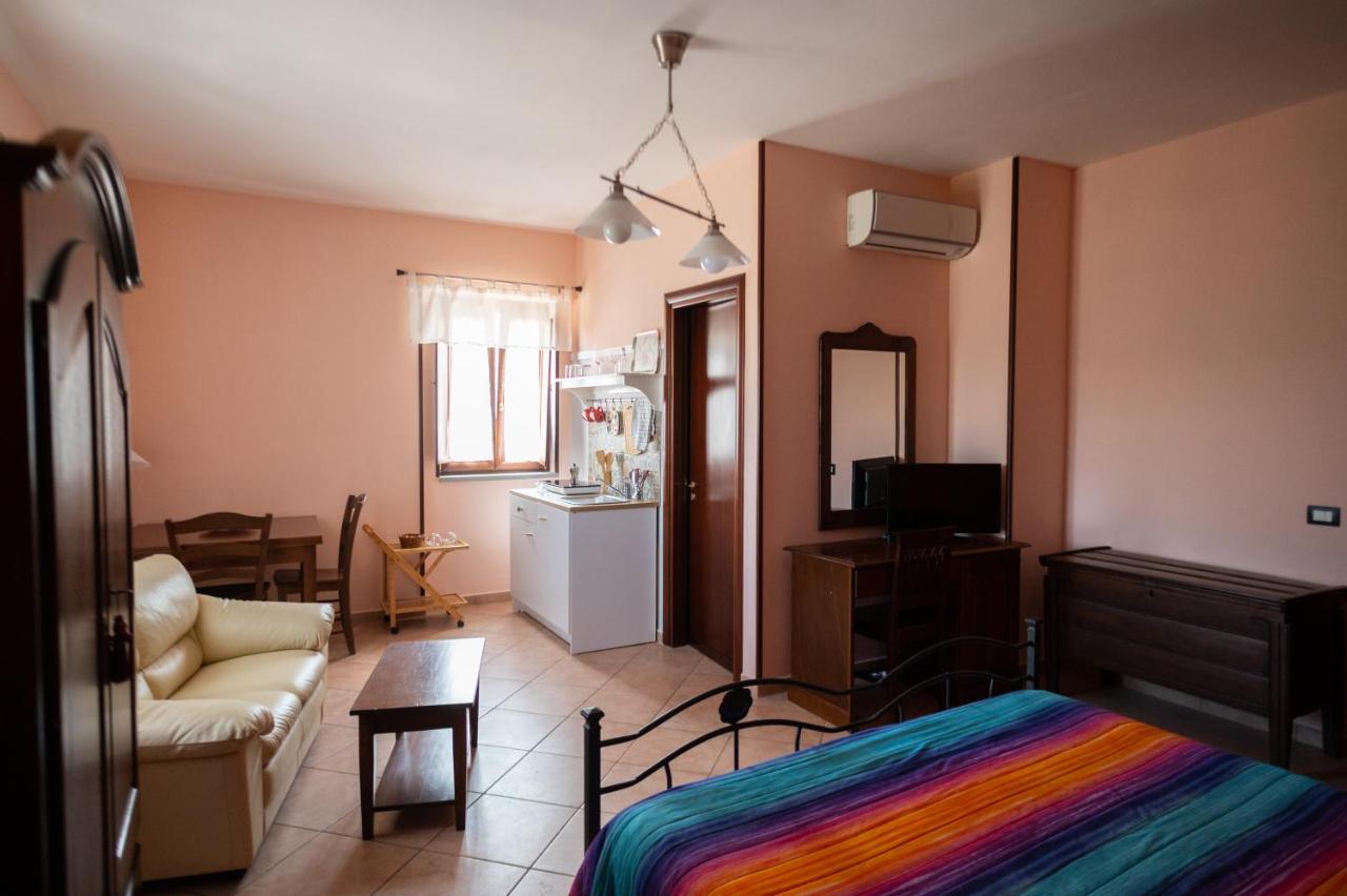 Antico Casale - Camere Con Angolo Cottura Agropoli Exterior photo