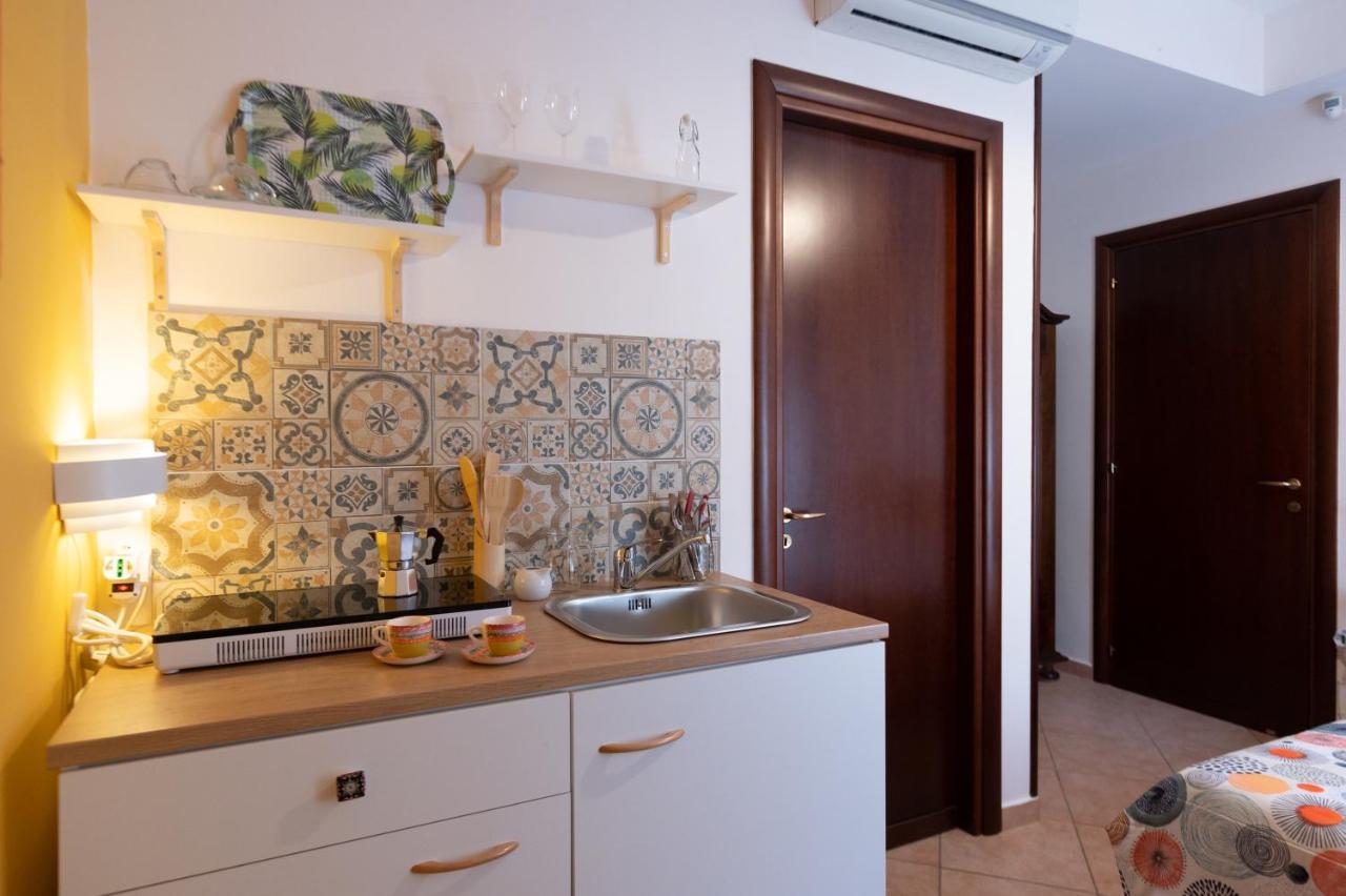 Antico Casale - Camere Con Angolo Cottura Agropoli Exterior photo