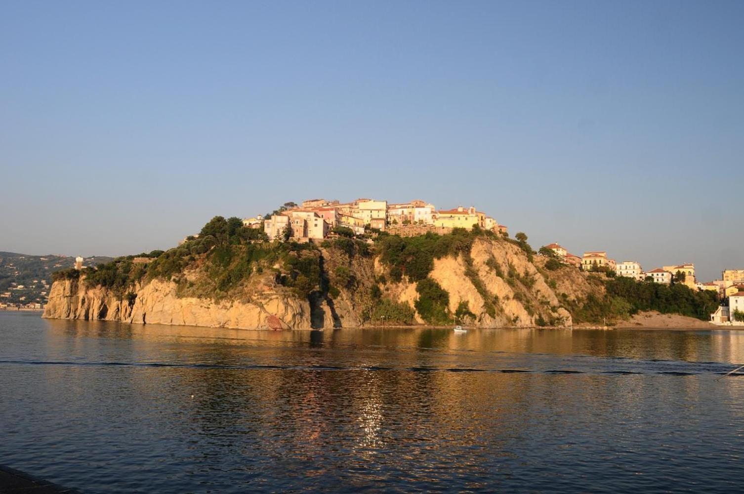 Antico Casale - Camere Con Angolo Cottura Agropoli Exterior photo